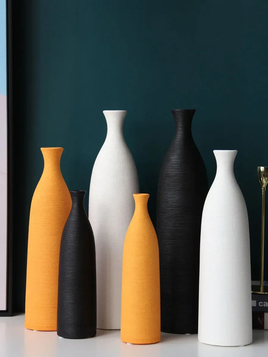 Simple Modern Black and White Ceramic Vase Table Decor