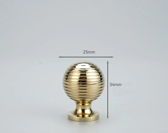 Chrome and Polished Gold Brass Furniture Handles – Modern Pulls and Knobs for Cabinets and Wardrobes