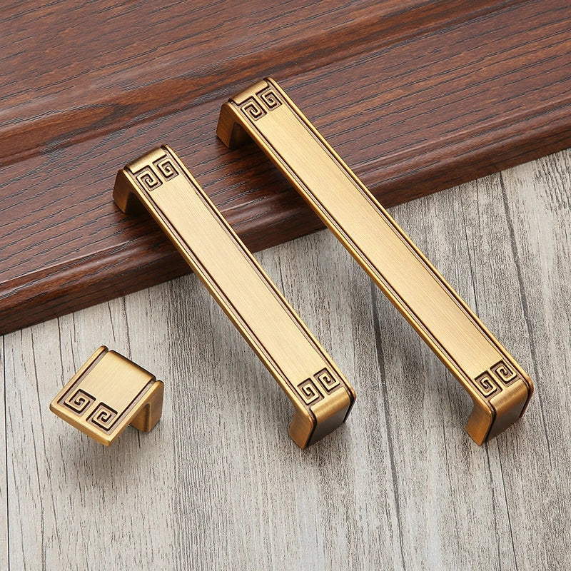 Antique Yellow Bronze Wardrobe Handles – Zinc Alloy Drawer Pulls