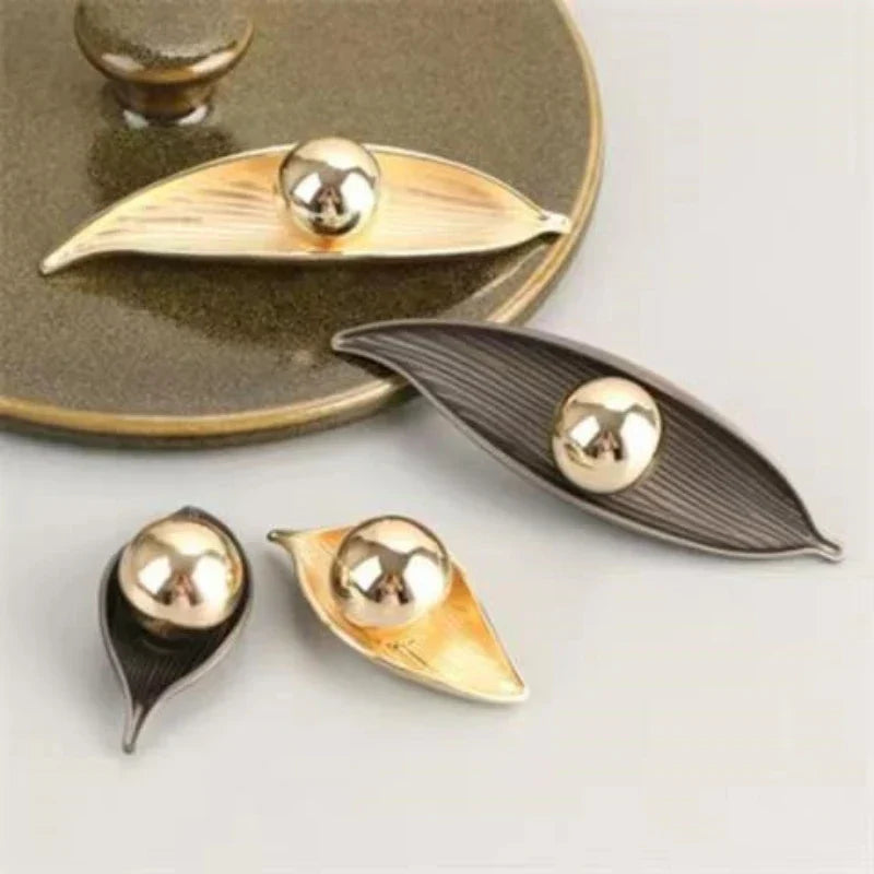 Creative Leaf Ball Zinc Alloy Knob – Gold Furniture Handle