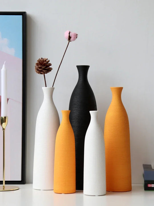 Simple Modern Black and White Ceramic Vase Table Decor