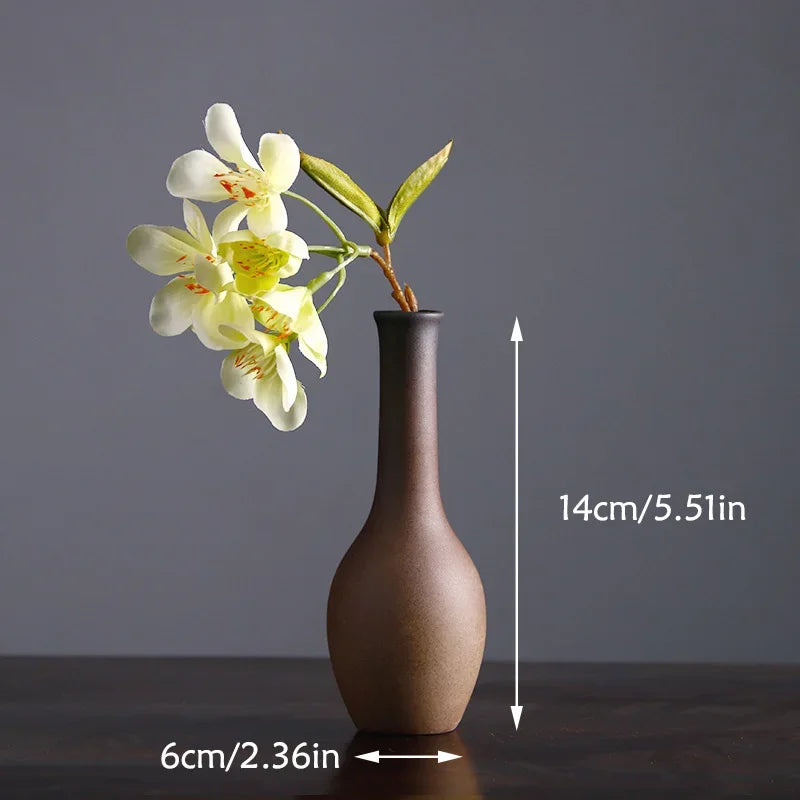 Retro Zen Ceramic Tabletop Vase for Flower Arrangement Decor