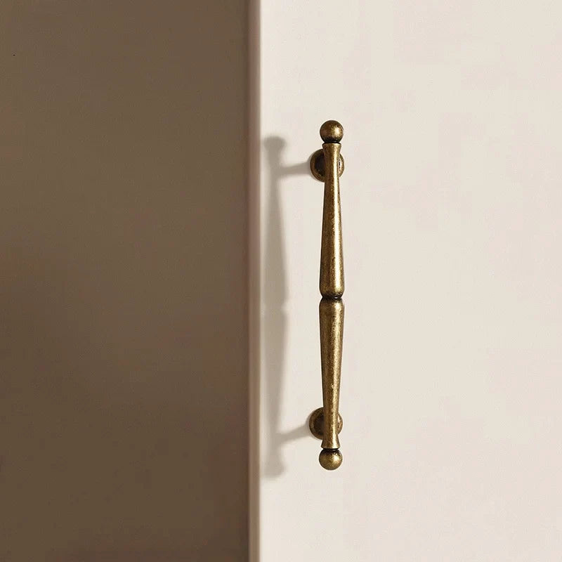 Antique Bronze Wardrobe Door Handles – Vintage Zinc Alloy Pulls for Furniture
