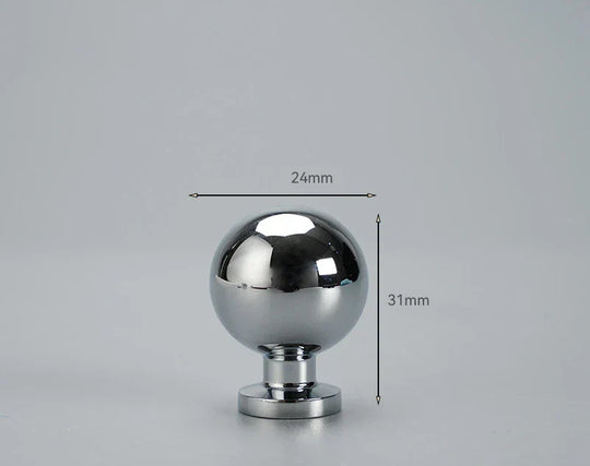 Chrome and Polished Gold Brass Furniture Handles – Modern Pulls and Knobs for Cabinets and Wardrobes