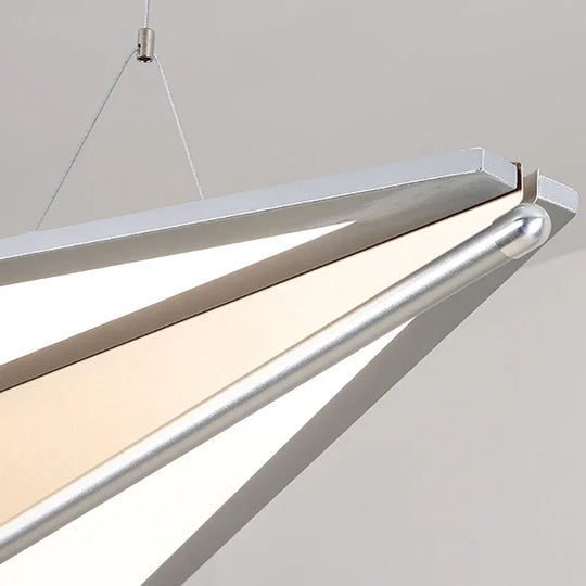 Modern Creative Aircraft LED Pendant Light for Bedroom & Dining Hall