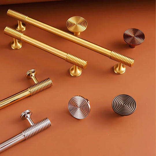 Spiral Deco Brass Furniture Handles – Modern Pulls for Cabinets and Wardrobes