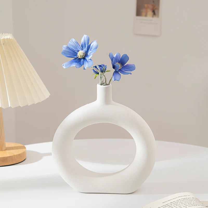 White Ceramic Vase Modern Minimalist Decorative Flower Vase