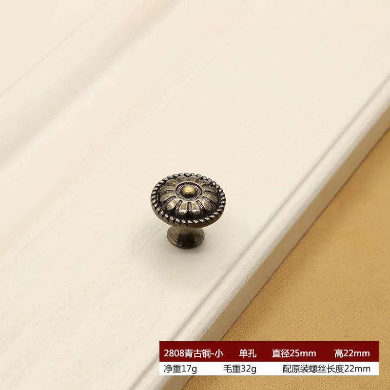 Retro Bronze Cabinet Handles – Antique Metal Drawer & Door Pulls