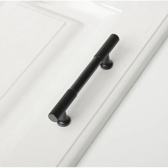 Black Vertical Line Brass Furniture Handles – Modern Pulls and Knobs for Cabinets and Wardrobes