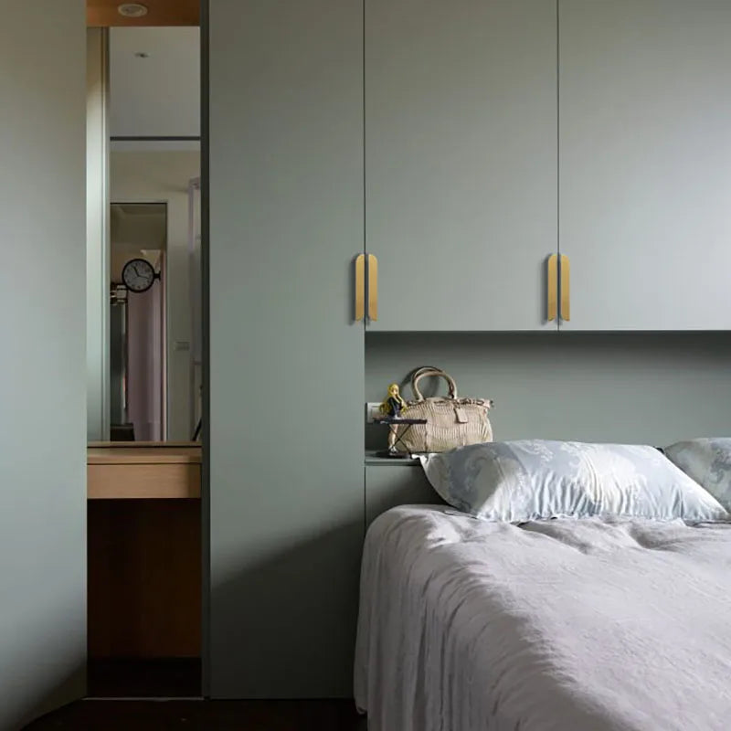 Modern Simple Wardrobe Handles – Solid Brass Pulls and Knobs for Furniture