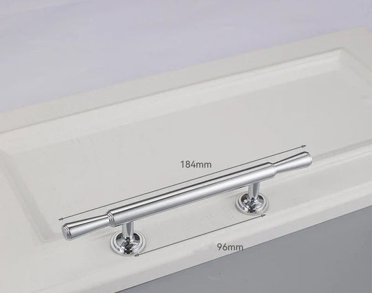 Chrome and Polished Gold Brass Furniture Handles – Modern Pulls and Knobs for Cabinets and Wardrobes