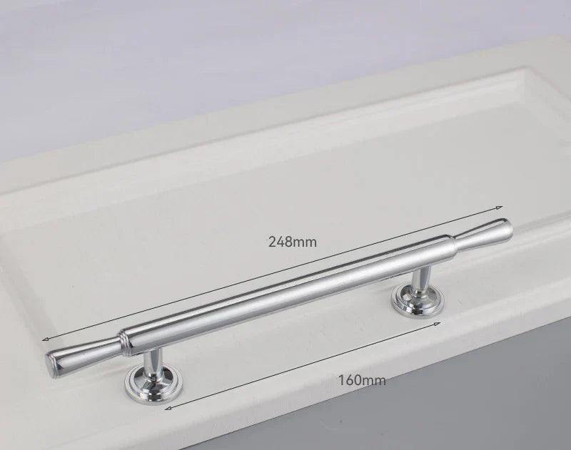 Chrome and Polished Gold Brass Furniture Handles – Modern Pulls and Knobs for Cabinets and Wardrobes