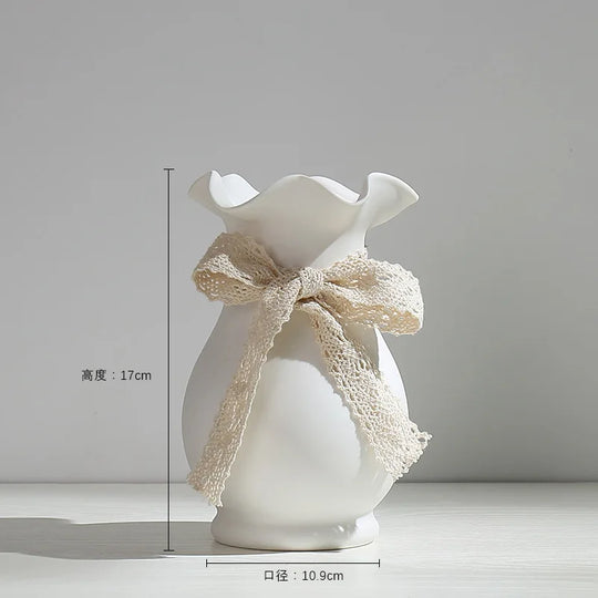 White Ceramic Hydroponic Flower Vase for Modern Home Decor
