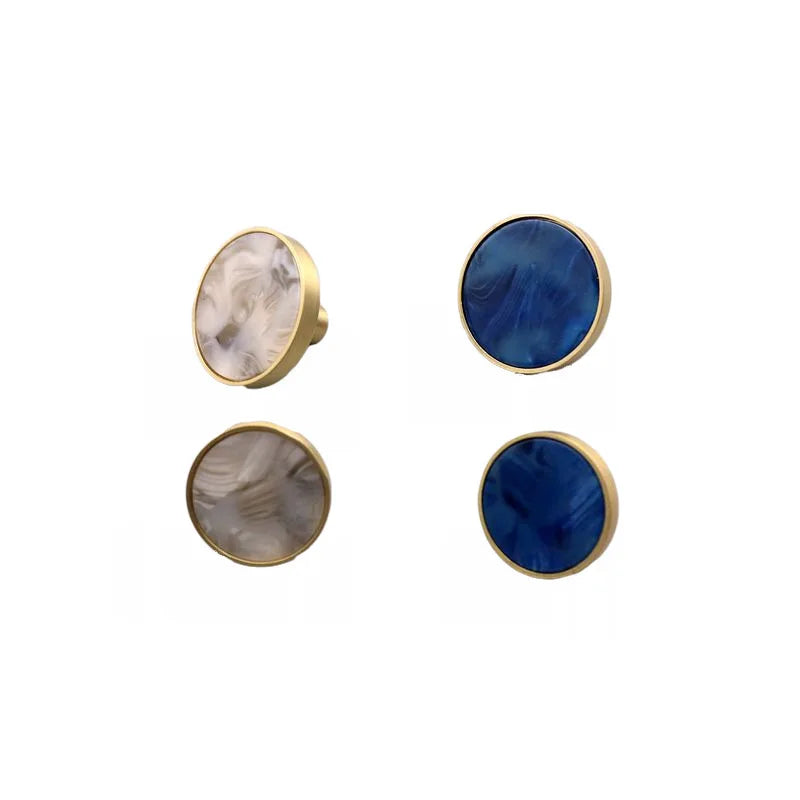 Shell Cabinet Handles – Gold Single-Hole Knobs & Multipurpose Hooks