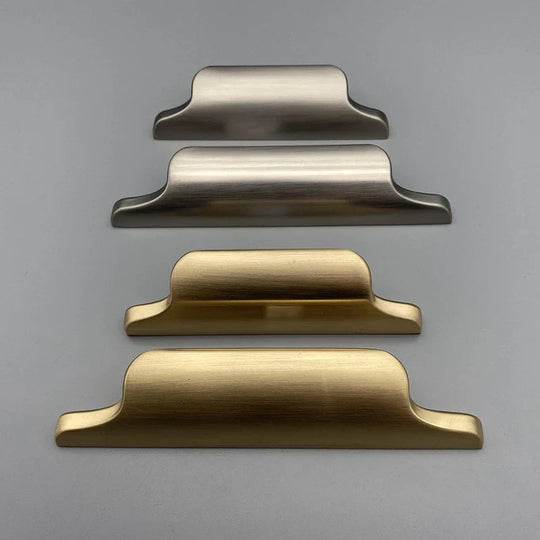 Luxury Zinc Alloy Curved Cabinet Handles – Modern Drawer Pulls