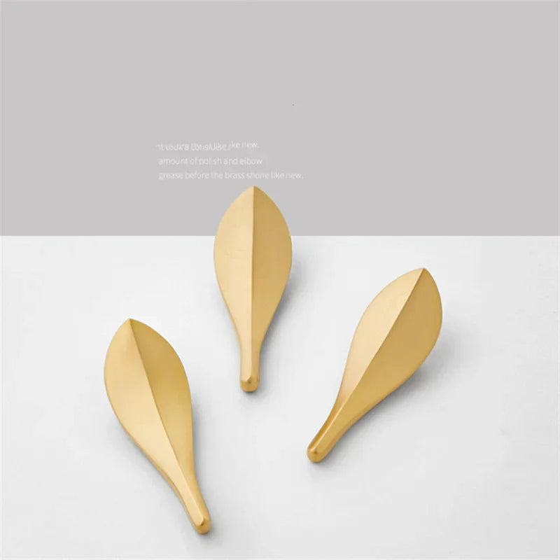 Golden Leaf Drawer Handles – Zinc Alloy Light Luxury Cabinet Knobs