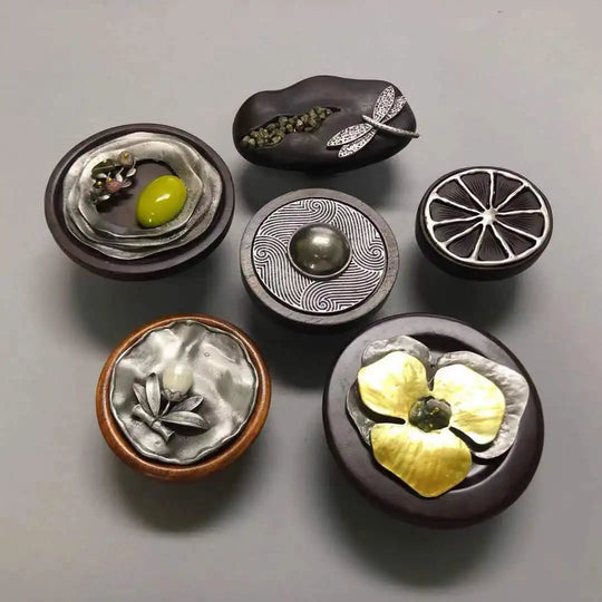 Handmade Wood & Alloy Flower Knob Handles – Artistic Cabinet Pulls