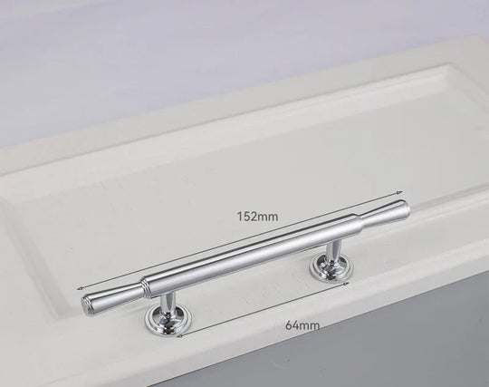 Chrome and Polished Gold Brass Furniture Handles – Modern Pulls and Knobs for Cabinets and Wardrobes