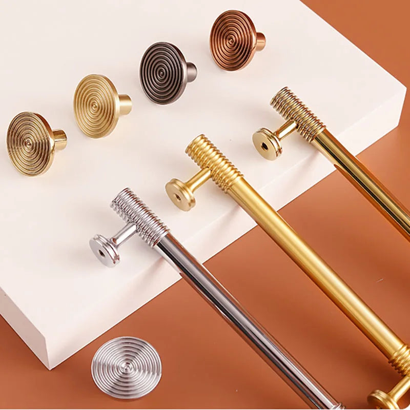 Spiral Deco Brass Furniture Handles – Modern Pulls for Cabinets and Wardrobes