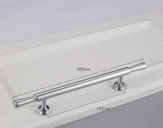 Chrome and Polished Gold Brass Furniture Handles – Modern Pulls and Knobs for Cabinets and Wardrobes