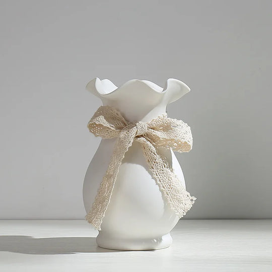 White Ceramic Hydroponic Flower Vase for Modern Home Decor