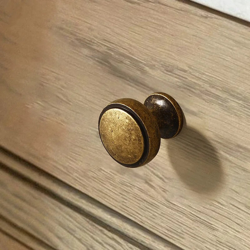 Antique Bronze Wardrobe Door Handles – Vintage Zinc Alloy Pulls for Furniture
