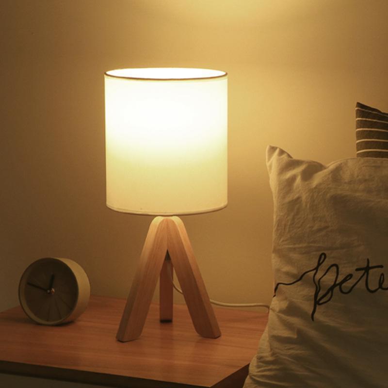 15'' Wood Modern Tripod Table Lamp with Linen Shade