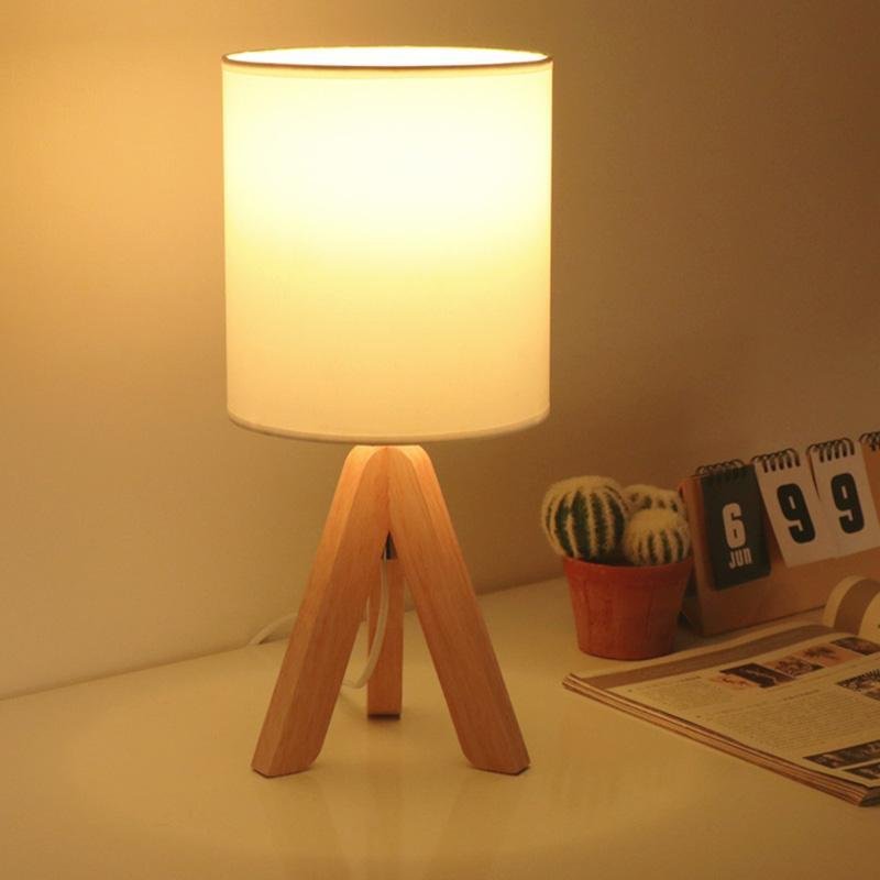 15'' Wood Modern Tripod Table Lamp with Linen Shade