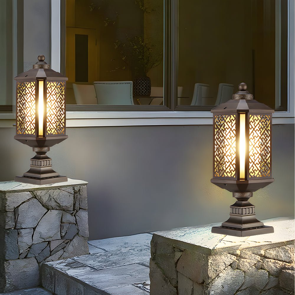 Antique Die Cast Aluminum Waterproof Glass Shade Retro Fence Post Lights