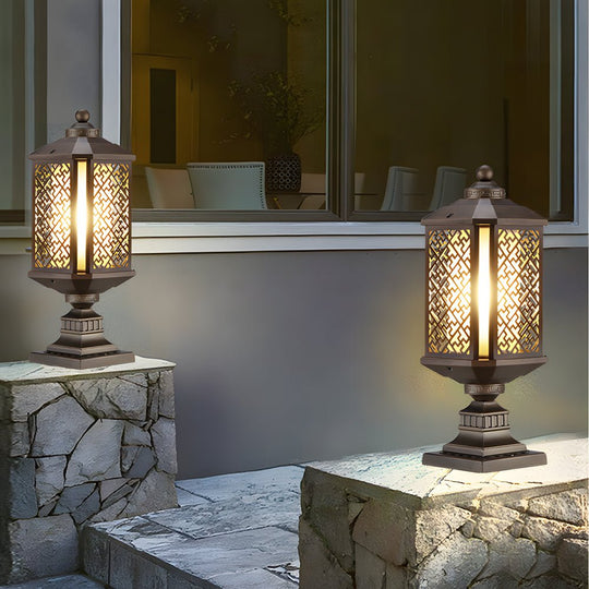 Antique Die Cast Aluminum Waterproof Glass Shade Retro Fence Post Lights