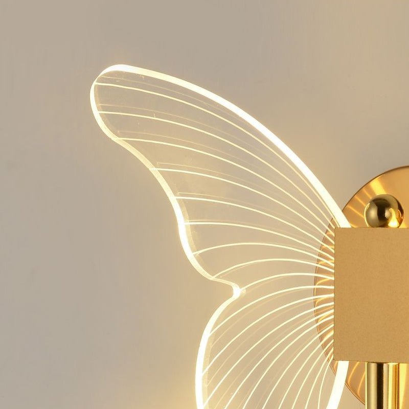 Butterflies Luxury Creative Three Step Dimming LED Wall Light