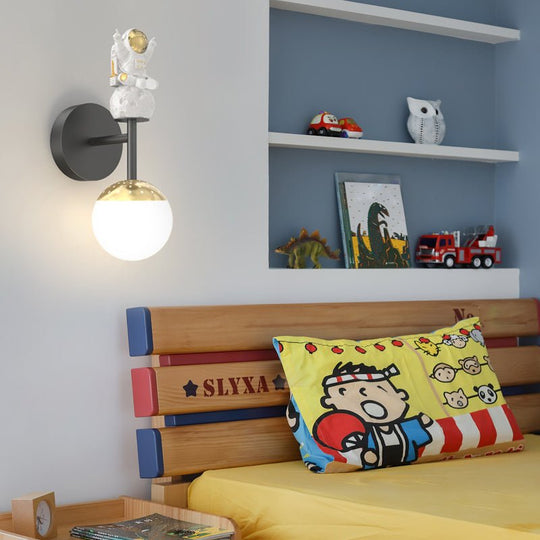 Cartoon Astronaut 3 Step Dimming LED Modern Wall Sconce