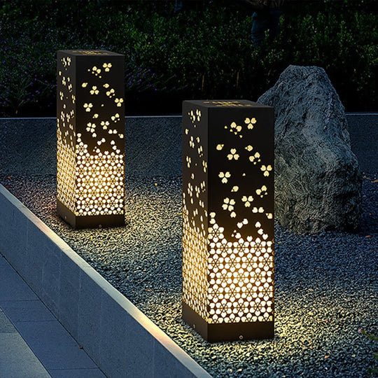 Asian Style Perforated Garden Light with Snowflake Design