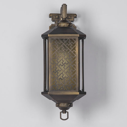 Classical Hollow Pattern Outdoor Wall Lamp
