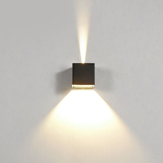 Creative LED Up and Down Outdoor Wall Lamp Waterproof Wall Sconce