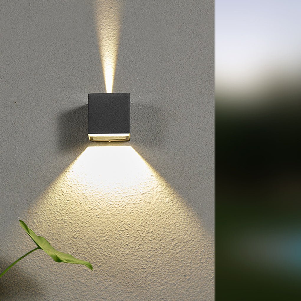 Creative LED Up and Down Outdoor Wall Lamp Waterproof Wall Sconce