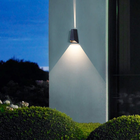 Up and Down Lighting LED Waterproof Black Creative Modern Porch Lights