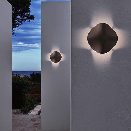 Multi-Functional Layered Design LED Outdoor Landscape Light
