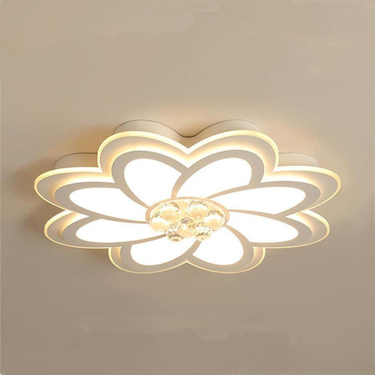 Flower-Shaped LED Flush Mount Ceiling Light – Modern Decorative Fixture