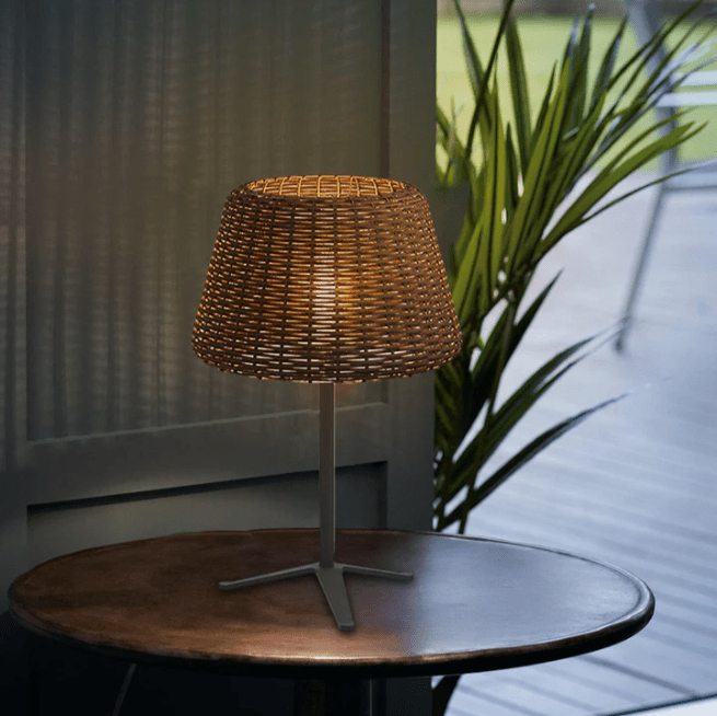 Elegant Rattan Shade LED Outdoor Floor Lamp