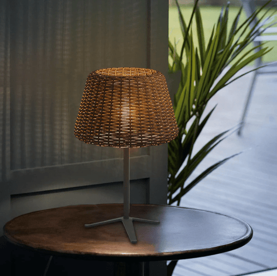 Elegant Rattan Shade LED Outdoor Floor Lamp
