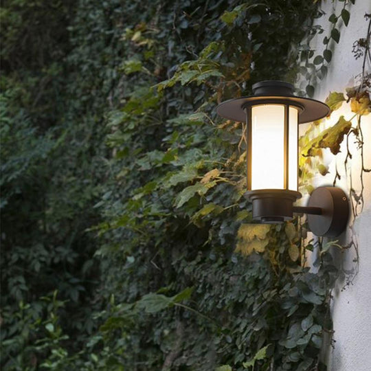 Retro Top Hat Shape LED Outdoor Wall Light Black