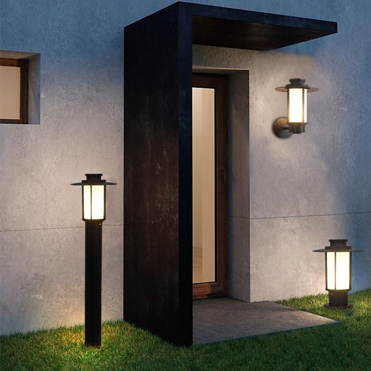 Retro Top Hat Shape LED Outdoor Wall Light Black