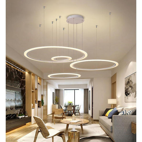 4 Circles Random Sizes Multi Light Pendant Metal & Acrylic LED Ceiling Light