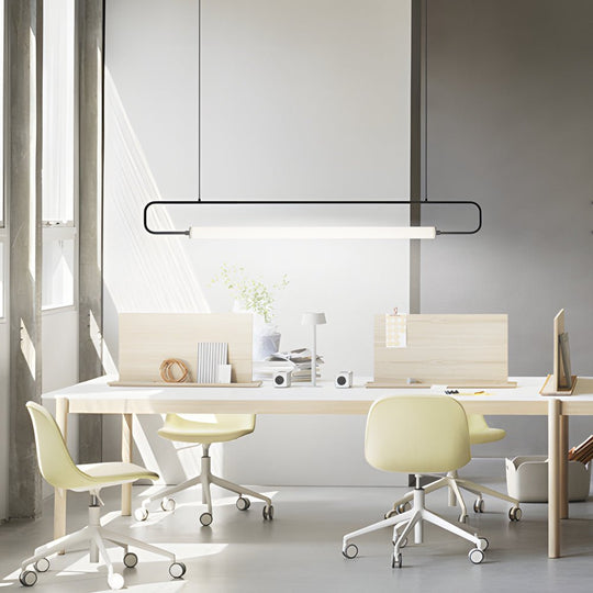 Minimalist Linear LED Bar Pendant Light – Black/Gold