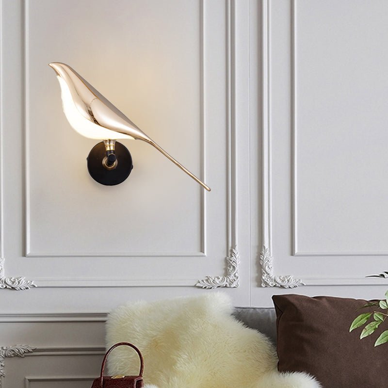 Magpies Creative Bird Adjustable LED Wall Lamp
