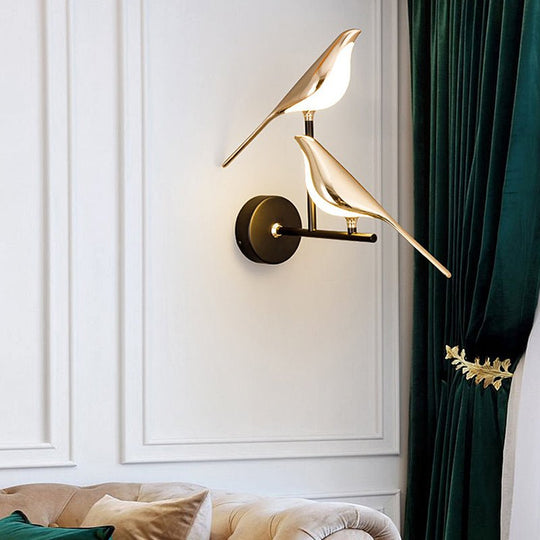 Magpies Creative Bird Adjustable LED Wall Lamp
