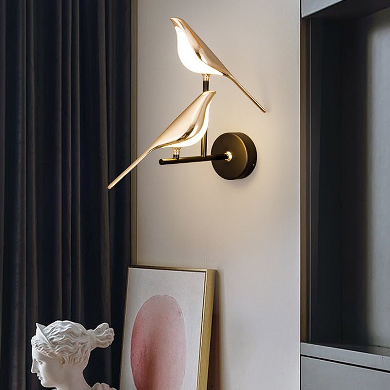 Magpies Creative Bird Adjustable LED Wall Lamp