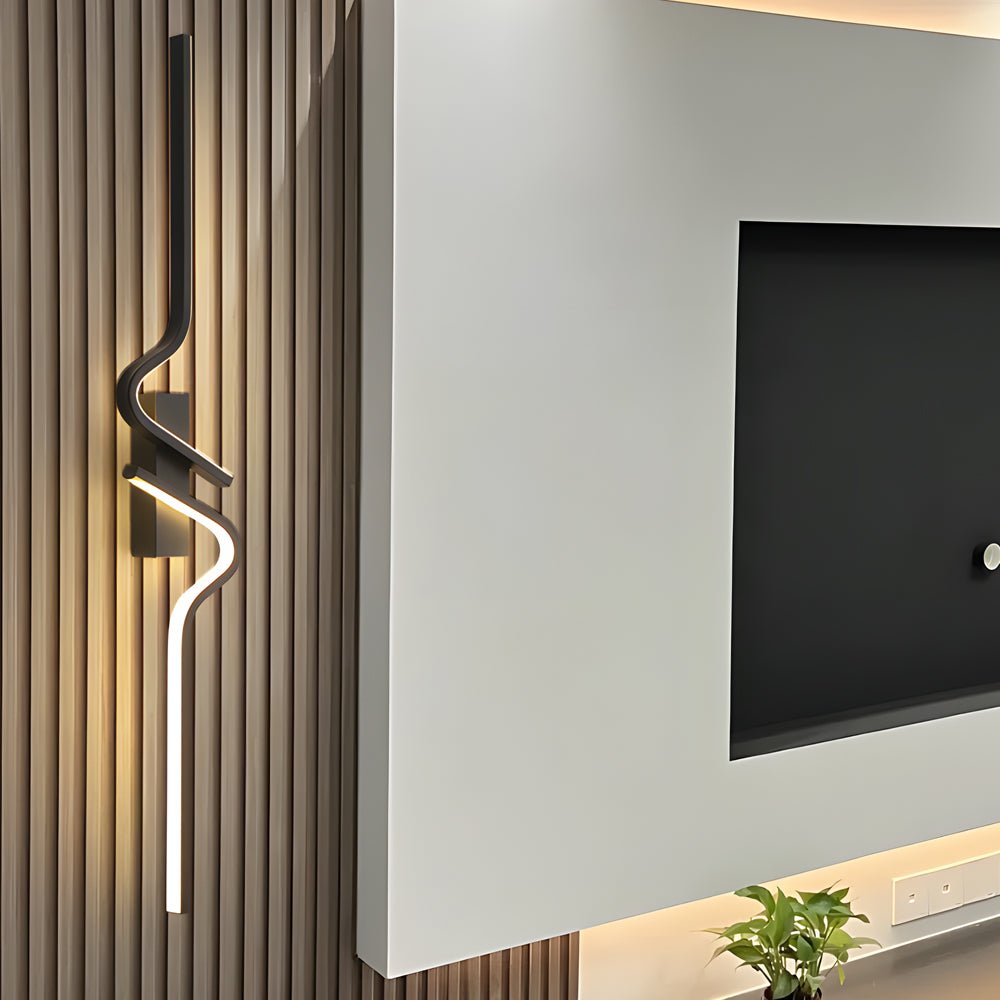 Minimalist Long Wave Black Aluminum LED Wall Lamp