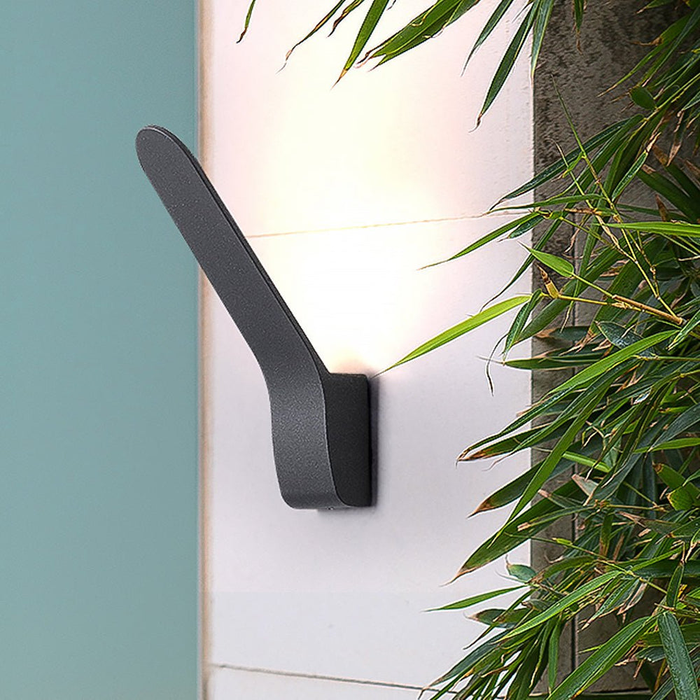 Modern Minimalist LED Waterproof Outdoor Wall Light